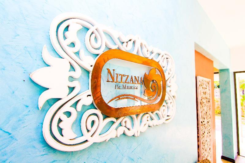 Nitzana Residences & Restaurant Pereybere Beach Extérieur photo